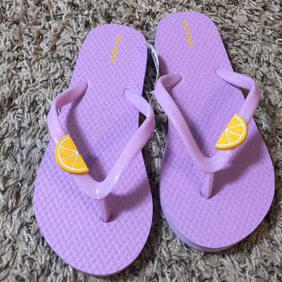 girls flip flops size 3